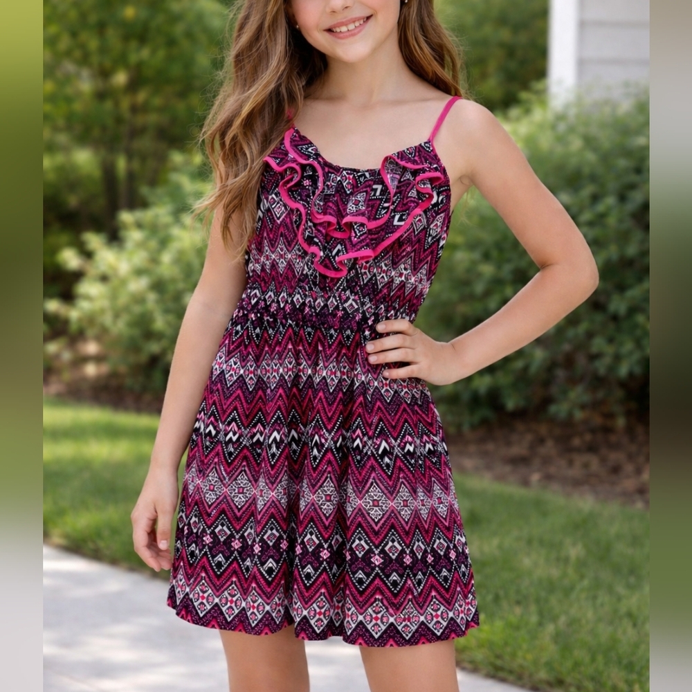 Streetwear Society Patterned Dress – Youth Medium (M)